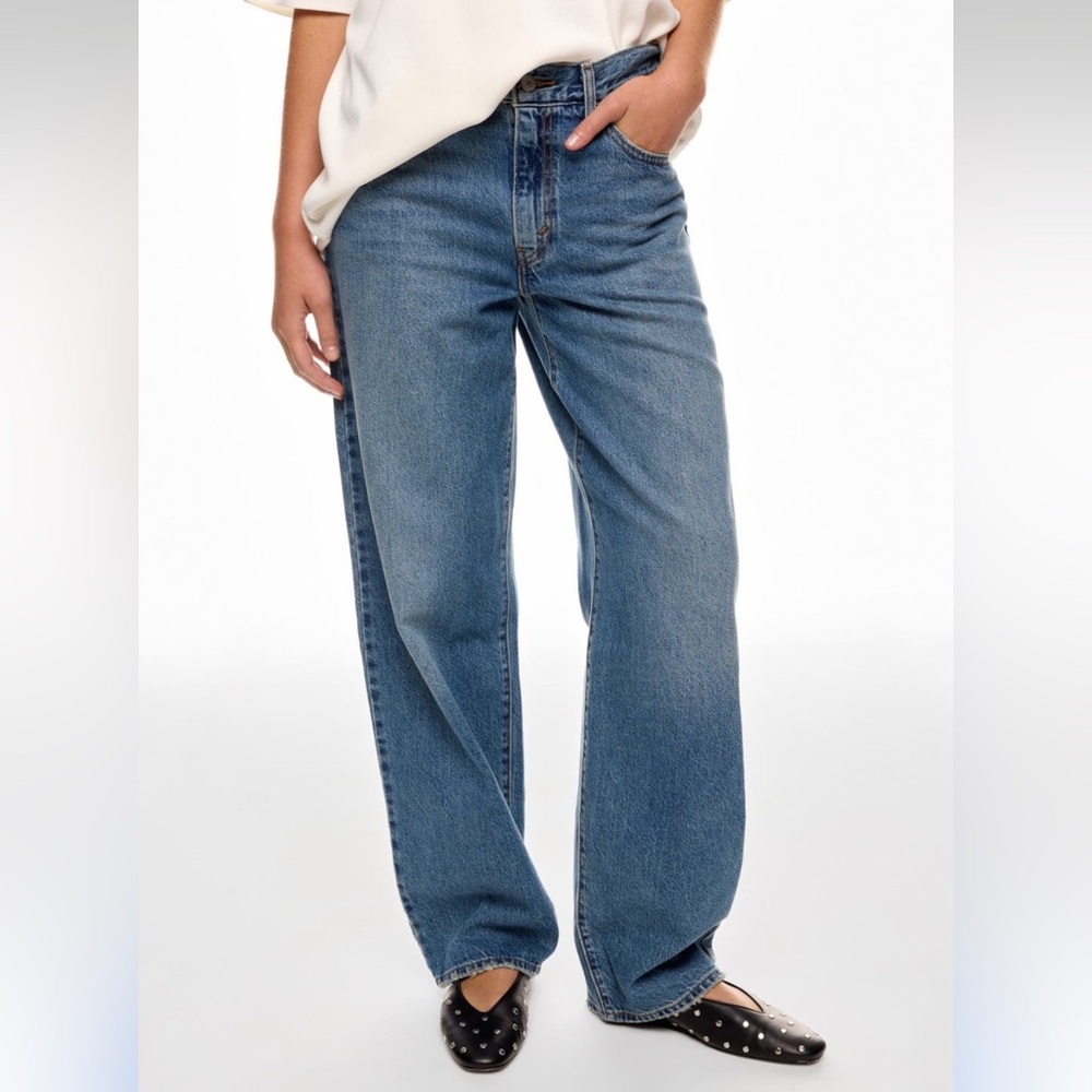 Levi's Medium Blue Baggy Dad Jean